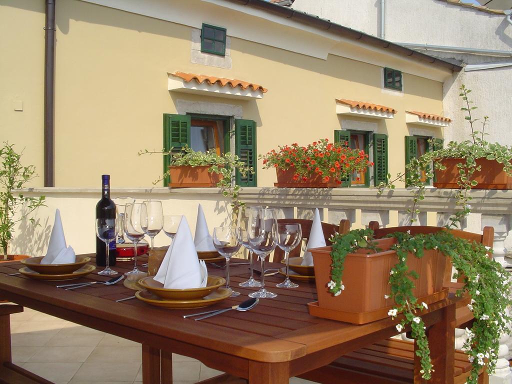 Apartments Villa Kastav In Old Town Center With Sea View And Parking Cameră foto